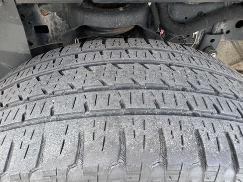 Used 2024 RAM 1500 Laramie AWD/4WD image 21