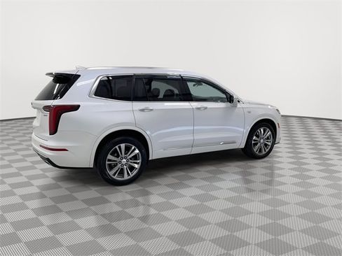 Certified 2023 Cadillac XT6 Premium Luxury w/ LPO, Floor Liner Package image 11