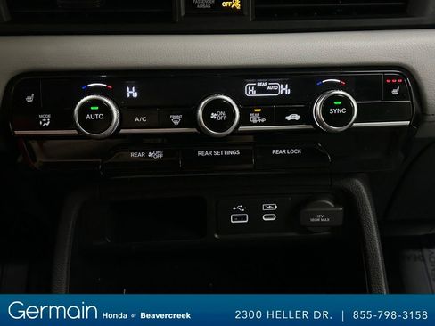 Used 2023 Honda Pilot Touring image 24