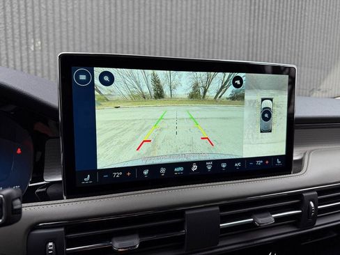 New 2026 Lincoln Corsair Premiere image 32