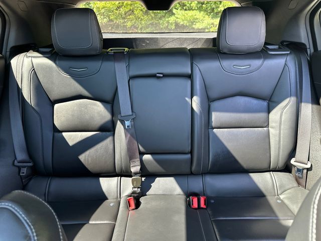 Used 2023 Cadillac XT4 Luxury w/ Cold Weather Package AWD/4WD image 37