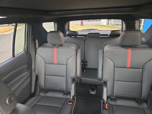 New 2026 Chevrolet Traverse RS w/ LPO, Floor Liner Package image 19