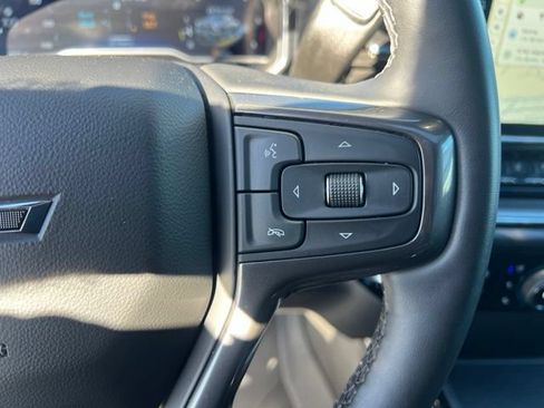 Used 2025 Chevrolet Silverado 2500 ZR2 w/ Technology Package AWD/4WD image 21