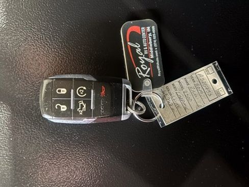 Used 2019 RAM 2500 Laramie image 32