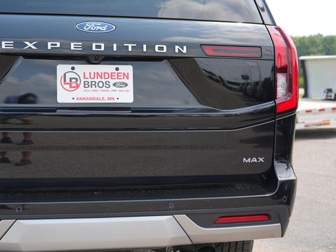 Used 2026 Ford Expedition Max Platinum AWD/4WD image 12