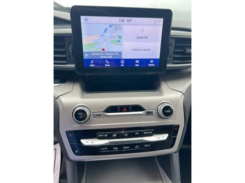 Used 2023 Ford Explorer XLT w/ Equipment Group 202A image 12