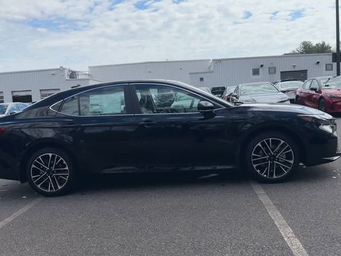 New 2026 Toyota Camry XLE AWD/4WD image 9