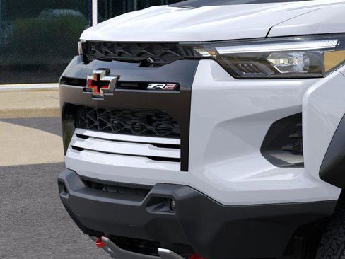 New 2026 Chevrolet Colorado ZR2 w/ Technology Package image 13