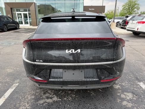 Used 2024 Kia EV6 Wind w/ Wind Technology Package AWD/4WD image 4