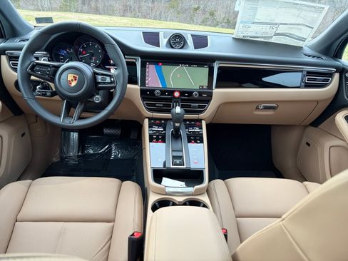 Certified 2026 Porsche Macan Turbo AWD/4WD image 16