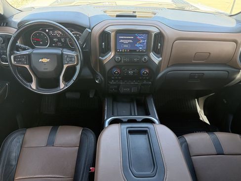 Used 2021 Chevrolet Silverado 2500 High Country w/ Z71 Off-Road Package image 12