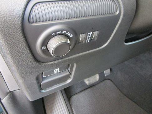 New 2026 Jeep Grand Wagoneer Limited AWD/4WD image 38