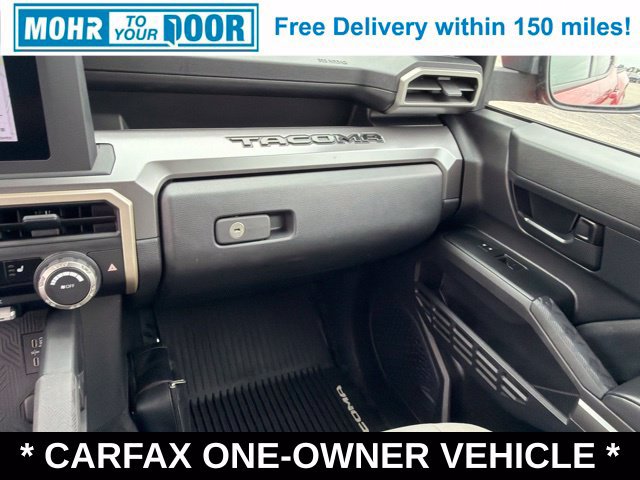 Used 2024 Toyota Tacoma SR5 AWD/4WD image 33