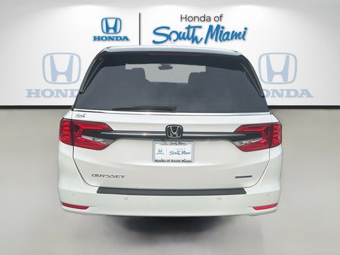 Used 2023 Honda Odyssey Touring image 6