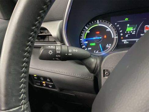 Used 2020 Toyota Highlander Platinum image 25