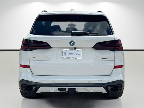 New 2026 BMW X5 xDrive50e w/ Executive Package AWD/4WD image 4
