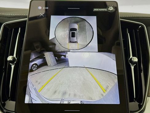 New 2026 Volvo XC90 T8 Plus w/ Protection Package Premier image 14