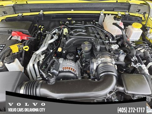 Used 2023 Jeep Gladiator Sport AWD/4WD image 24