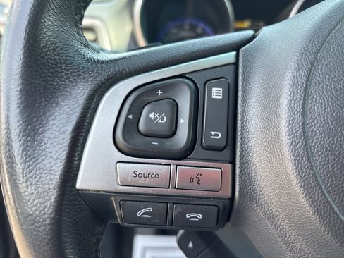 Used 2017 Subaru Outback 2.5i Premium AWD/4WD image 22