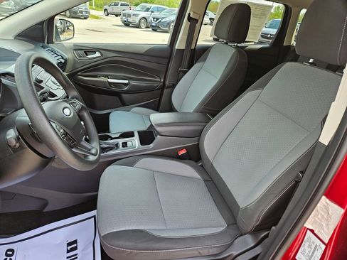 Used 2017 Ford Escape SE FWD image 22