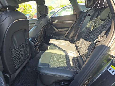 Used 2018 Audi SQ5 Prestige w/ Prestige Package AWD/4WD image 15