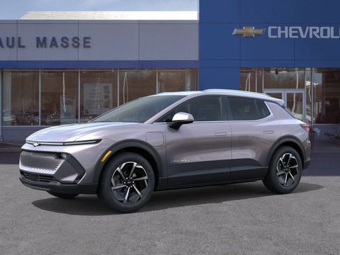 New 2026 Chevrolet Equinox EV LT image 2