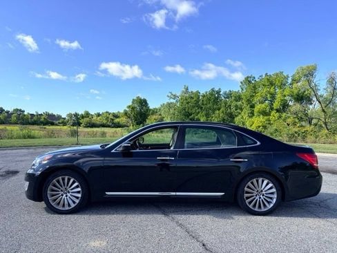 Used 2016 Hyundai Equus Ultimate RWD image 2
