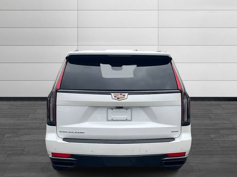 Certified 2023 Cadillac Escalade ESV Sport w/ Touring Package image 4