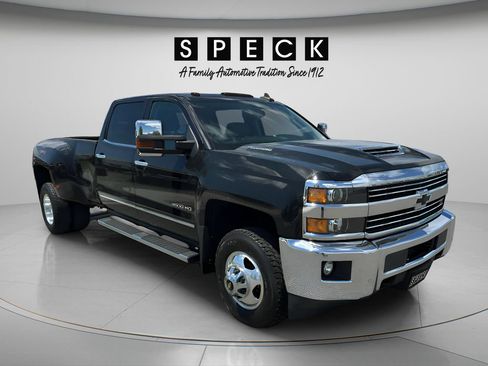 Used 2018 Chevrolet Silverado 3500 LTZ w/ Duramax Plus Package AWD/4WD image 7
