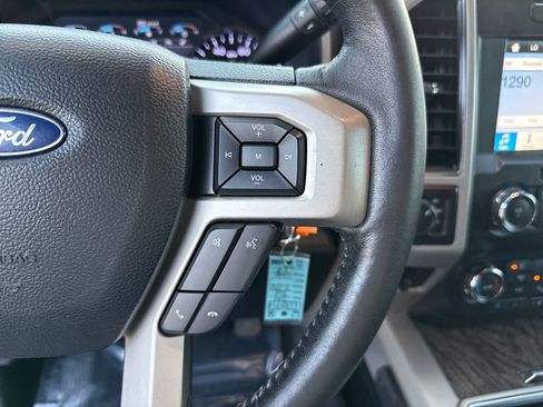 Used 2019 Ford F250 Lariat w/ Lariat Value Package image 16