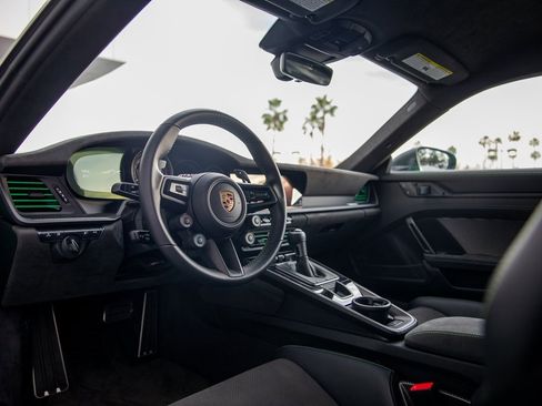 Certified 2024 Porsche 911 GT3 RS image 4