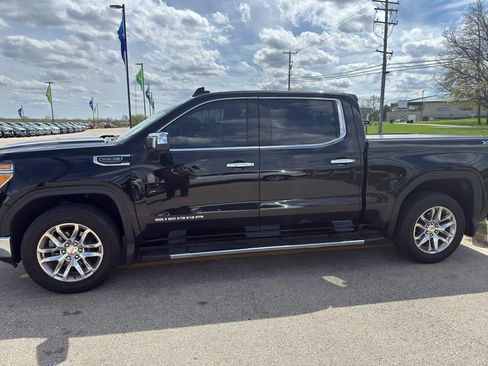 Used 2020 GMC Sierra 1500 SLT w/ SLT Premium Package AWD/4WD image 2