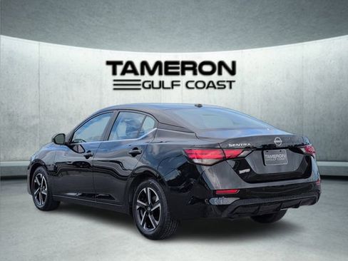 Used 2024 Nissan Sentra SV FWD image 3