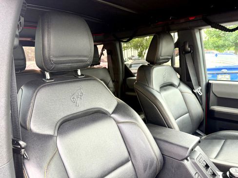 Used 2022 Ford Bronco Badlands image 26