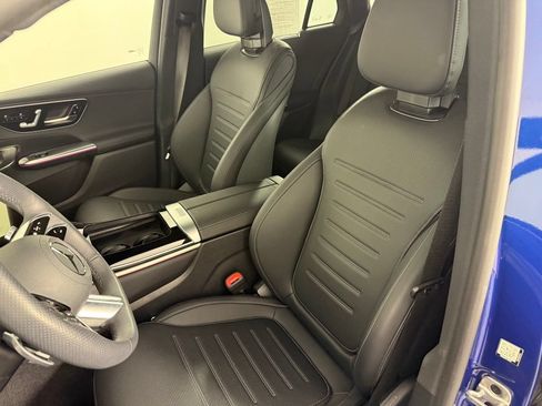 Certified 2025 Mercedes-Benz GLC 300 4MATIC image 12
