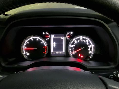 Used 2022 Toyota 4Runner TRD Off-Road Premium image 26