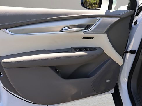 New 2026 Cadillac XT5 Premium Luxury AWD/4WD image 9