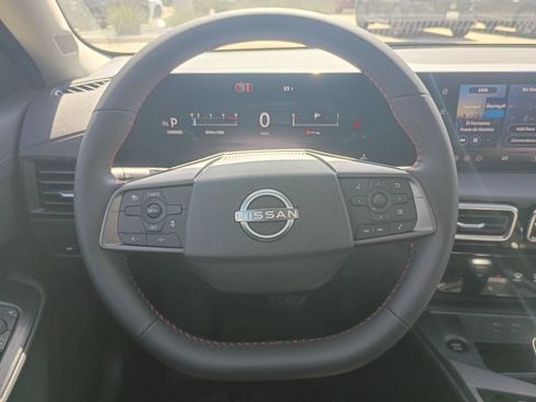 New 2026 Nissan Sentra SR w/ Floor Mat Package FWD image 15