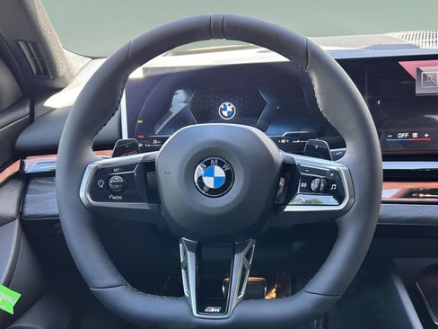 New 2026 BMW 540i xDrive w/ Executive Package image 10