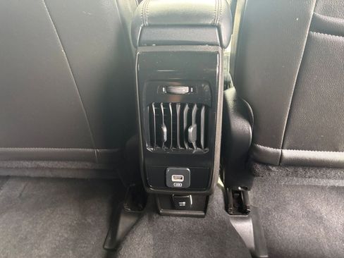 Used 2025 Jeep Compass Trailhawk image 23