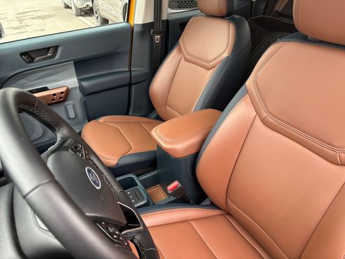 Used 2023 Ford Maverick Lariat w/ Lariat Luxury Package image 21