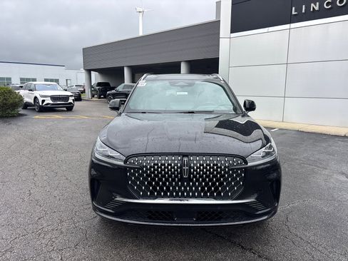 New 2026 Lincoln Aviator Black Label w/ Dynamic Handling Package AWD/4WD image 2
