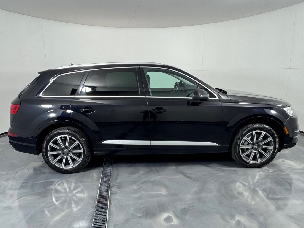Used 2017 Audi Q7 3.0T Premium Plus AWD/4WD image 4