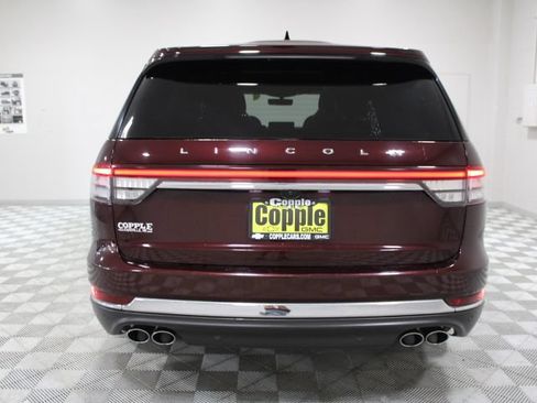 Used 2022 Lincoln Aviator Reserve w/ Equipment Group 201A AWD/4WD image 11