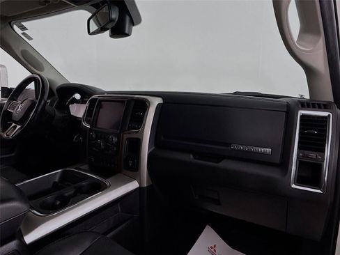 Used 2018 RAM 3500 Laramie image 28