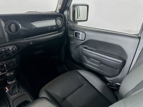 Used 2023 Jeep Wrangler Unlimited Sport AWD/4WD image 24