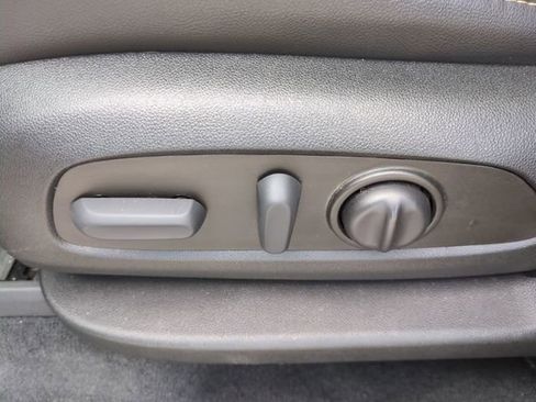 Certified 2023 Chevrolet Traverse Premier image 23