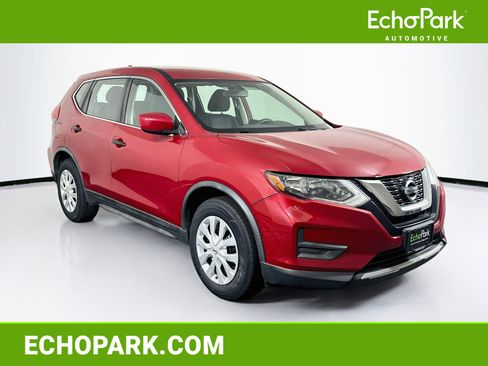 Used 2017 Nissan Rogue S FWD image 1