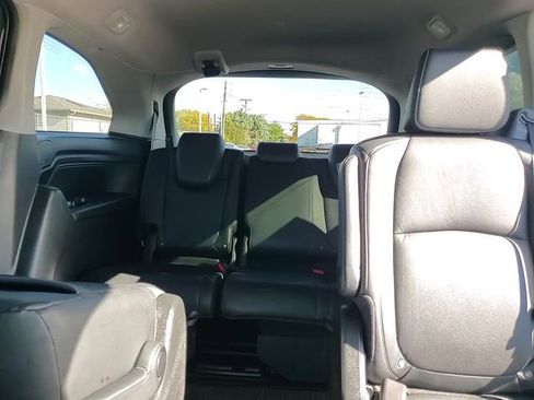Used 2024 Honda Odyssey EX-L image 21