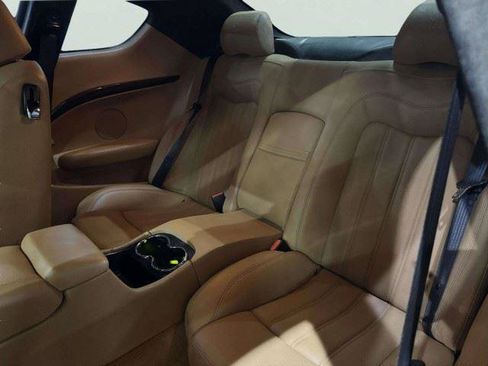 Used 2011 Maserati GranTurismo S RWD image 22